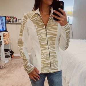 Daily Women // Beige + White Printed Zip-Up